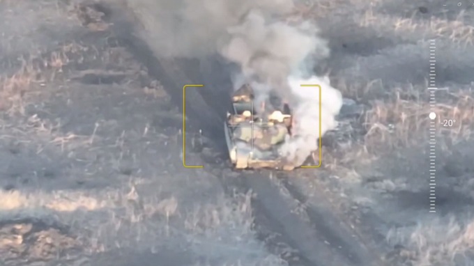 Quân đội Nga phá hủy thêm một 'siêu tăng' Abrams của Mỹ ở Ukraine