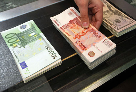 Đồng rúp Nga lại rớt giá kỷ lục sau lệnh trừng phạt mới (12/9)