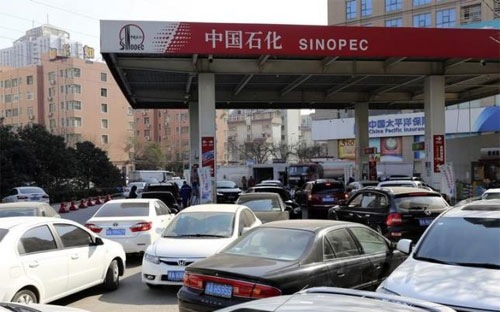 Giá dầu bật tăng sau khi Saudi Arabia chào giá cao hơn