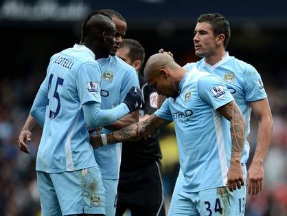 Sốc: Balotelli bị cấm thi đấu đến 3 năm vì tội đánh Kolarov, Kompany và cả HLV Mancini