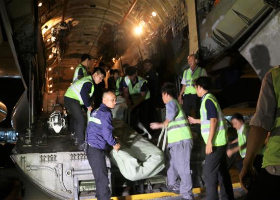 Bắt đầu cấp phát 40 tấn hàng viện trợ của Nga cho 2 tỉnh