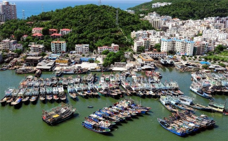 Trung Quốc xua 23.000 tàu cá xuống biển Đông