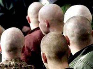 St.Peterburg: Xét xử kẻ cầm đầu băng đầu trọc