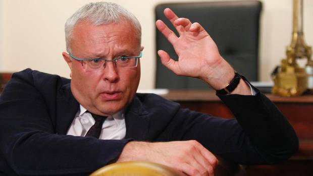 Tỷ phú Alexander Lebedev muốn dừng làm ăn ở Nga