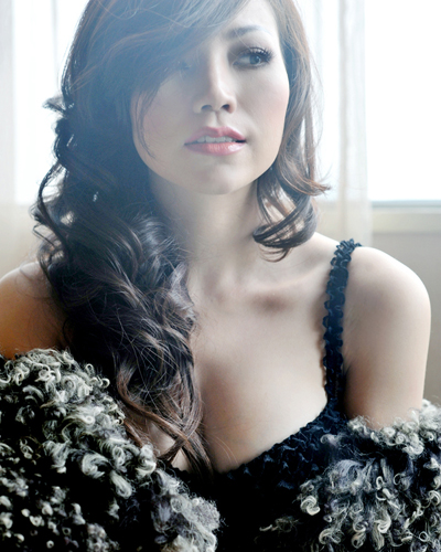 Trà Ngọc Hằng: Tôi đâu có nói “tôi mà xấu thì cả làng mẫu ai đẹp?”