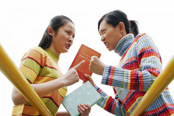 Chị em dâu so bì