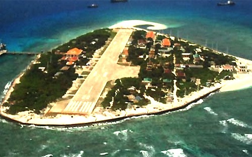 Việt Nam có thể mở “đường bay dân sự” ra Trường Sa