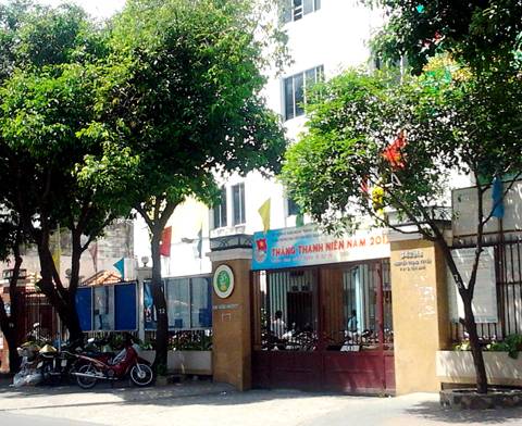 ĐH Hùng Vương nhốt giám đốc Sở Nội vụ