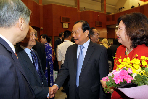 Họp mặt kiều bào mừng Xuân Ất Mùi 2015