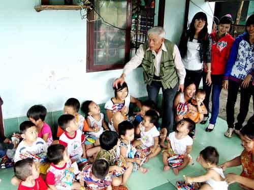 Công ty NaVi thăm tặng quà Cơ Sở Bảo Trợ Xã Hội Từ Tâm Nhân ái tỉnh Bình Dương