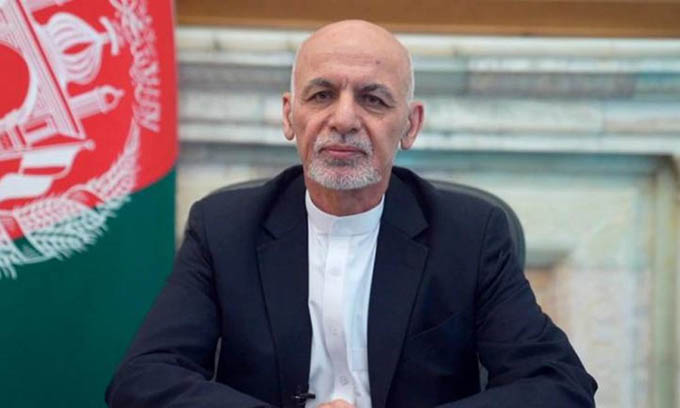 Nga: Cựu Tổng thống Afghanistan tháo chạy khỏi Kabul với 4 xe chở đầy tiền