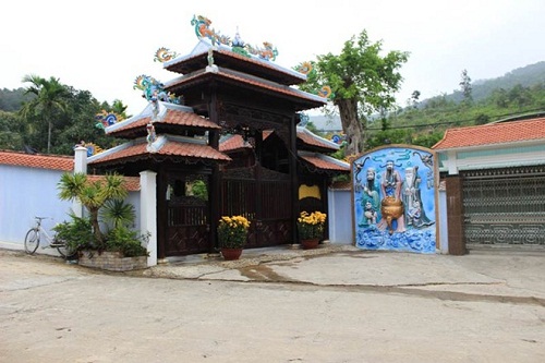 Cận cảnh biệt phủ trăm tỉ đồ sộ sắp bị tháo dỡ