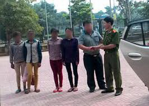 Giải cứu 54 phụ nữ và trẻ em bị lừa bán ra sang Trung Quốc