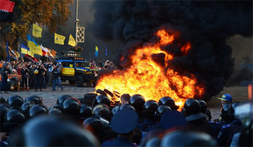 Phương Tây cuối cùng đã thấy chủ nghĩa phát-xit ở Ukraina