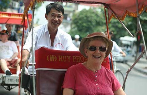 Miễn visa, sao khách quốc tế vẫn không tới?