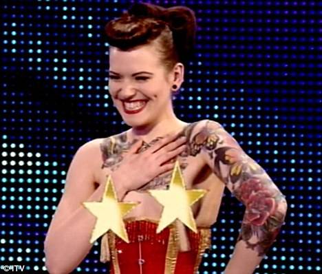 Thí sinh Got Talent thoát y gây xôn xao (Có video)