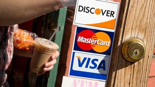 Tổng thống Putin muốn đẩy mạnh việc thay thế thẻ thanh toán của Mỹ