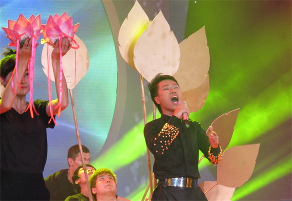 Thanh Tâm: giải nhất Sao Mai điểm hẹn 2012