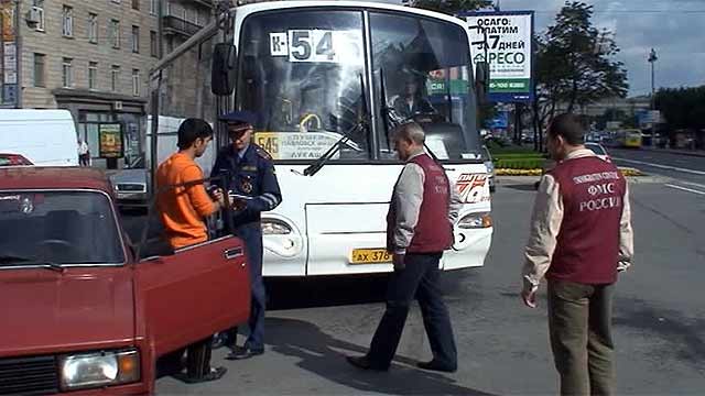 Nga: Đi tắc-xi chuyến có nguy hiểm ?