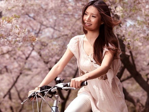 Đẹp và đảm đang vẫn bị chồng bỏ