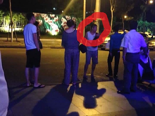 Đã xác định được danh tính khách Trung Quốc đốt tiền Việt