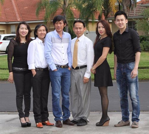 Hoài Linh bức xúc khi thông tin về gia đình bị xuyên tạc