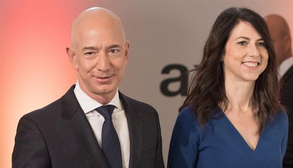 Sắp ly hôn, ông chủ Amazon có thể mất một nửa tài sản