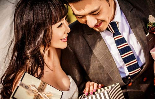 Tôi chẳng có gì ngoài… tiền
