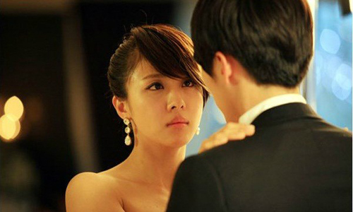 Đàn bà mà được chồng yêu, ai dại gì mà ngoại tình