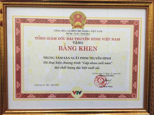 Thành công vang dội, “Táo Quân 2016” nhận bằng khen