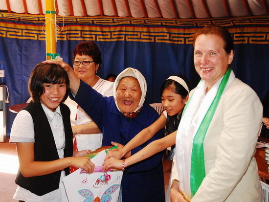 Nga mong muốn Việt Nam tham gia các dự án vì hòa bình