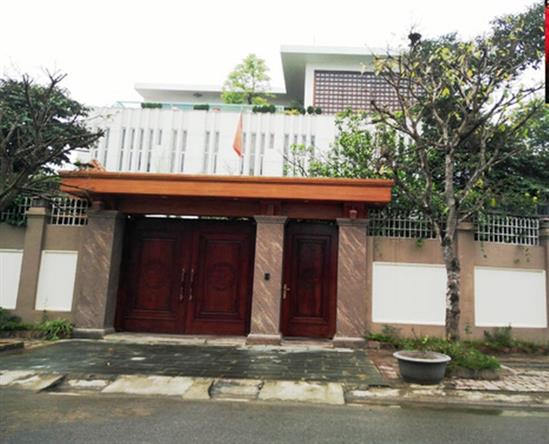 Vụ ''hot girl'' xứ Thanh: ''Thanh tra kiểu này thì buồn quá!''