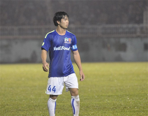 Sở Tư pháp Nghệ An kết luận Công Phượng 19 tuổi