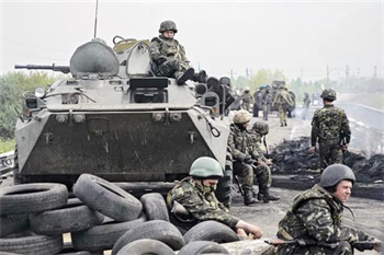 Pháp dỡ bỏ một khu lán trại có khoảng 1.500 người nhập cư