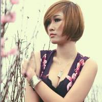 Hot girl Phương Thu dịu dàng ngày cuối năm