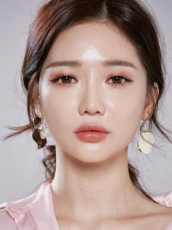 “Thời gian biểu” uống nước trong ngày để luôn có làn da tươi trẻ