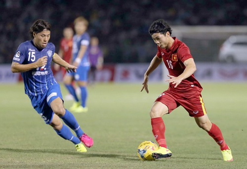 Video: Hàng công kém duyên, ĐT Việt Nam hòa Avispa Fukuoka 0 - 0