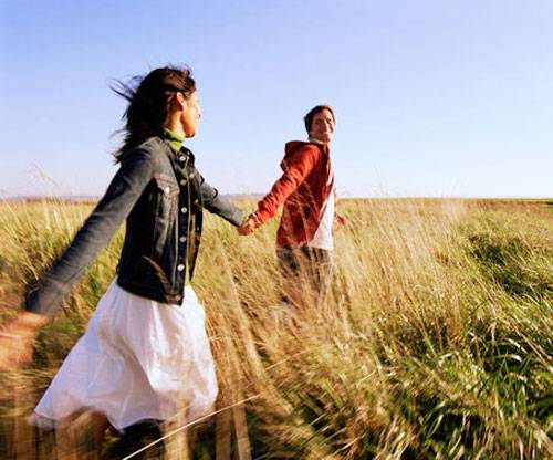 Du học sinh Việt hạnh phúc khi yêu xa