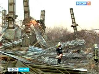 Moskva: Sập nhà đang thi công, nhiều người thương vong ( tin video)