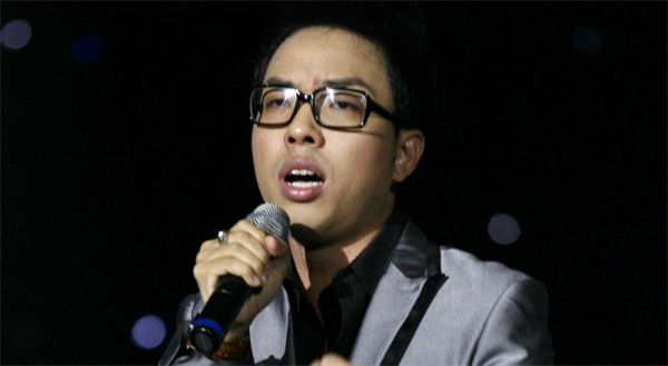 Nhạc sĩ Hồng Thuận 