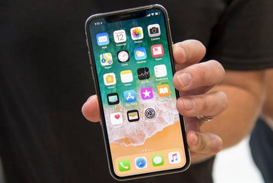 Không thể quen với những thay đổi trên iPhone X, đã có người trả lại