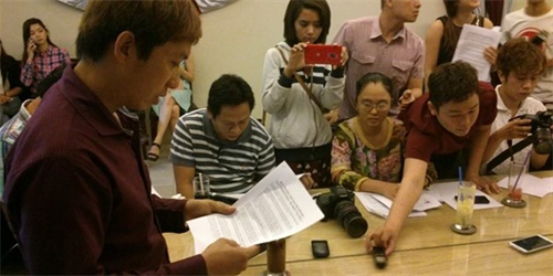 Công ty biểu diễn ở Nhật yêu cầu Việt Hương xin lỗi vì 