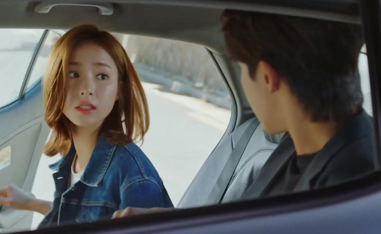 Cô hàng xóm xa chồng