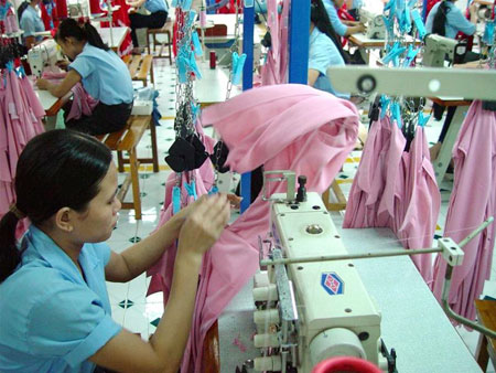 DN dệt may mong muốn giảm thuế và được vay vốn lãi suất thấp
