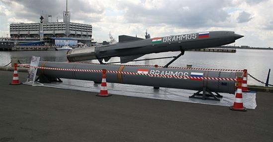 Việt Nam sẽ mua được tên lửa BrahMos trong 2016?
