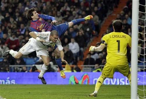 Real lại thua Barca trong trận El Clasico thứ 249
