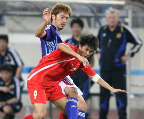 Tụt 2 bậc, đội tuyển VN vẫn là số 1 Đông Nam Á