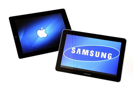 Apple “cay đắng” vì phải quảng cáo không công cho Samsung