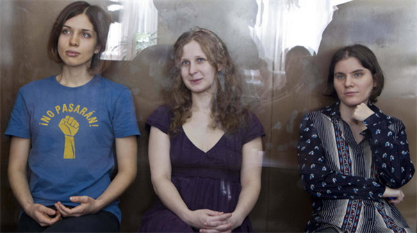 2 năm tù vì hát nhạo Tổng thống Putin