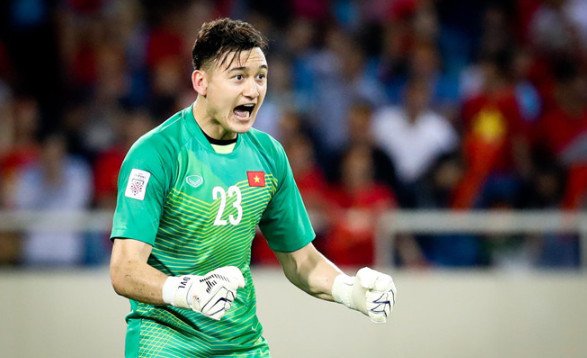 Thủ thành tuyển Việt Nam cảnh báo đồng đội trước trận gặp Malaysia